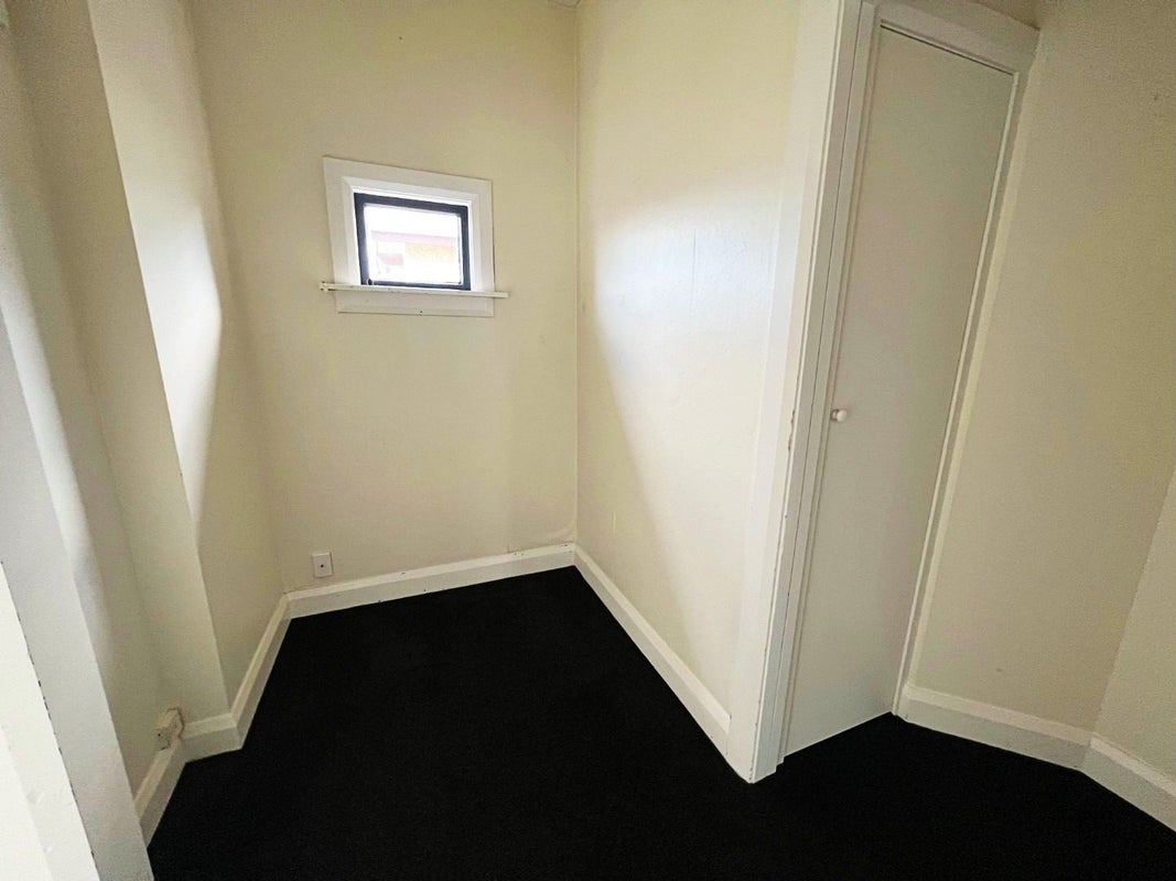 30 Argentine Avenue, Miramar, Wellington - Carousel 10