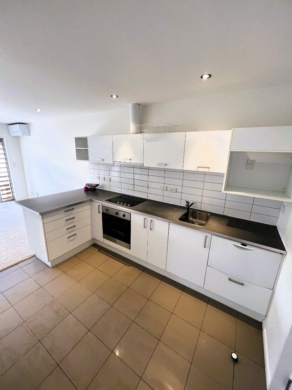 4A/60 Masons Road, Oteha, Auckland - Carousel 2