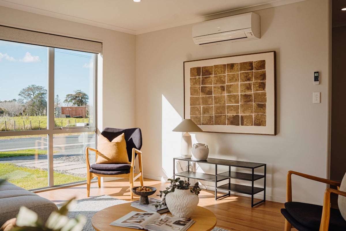 6A Dale Road, Whenuapai, Auckland - Carousel 1