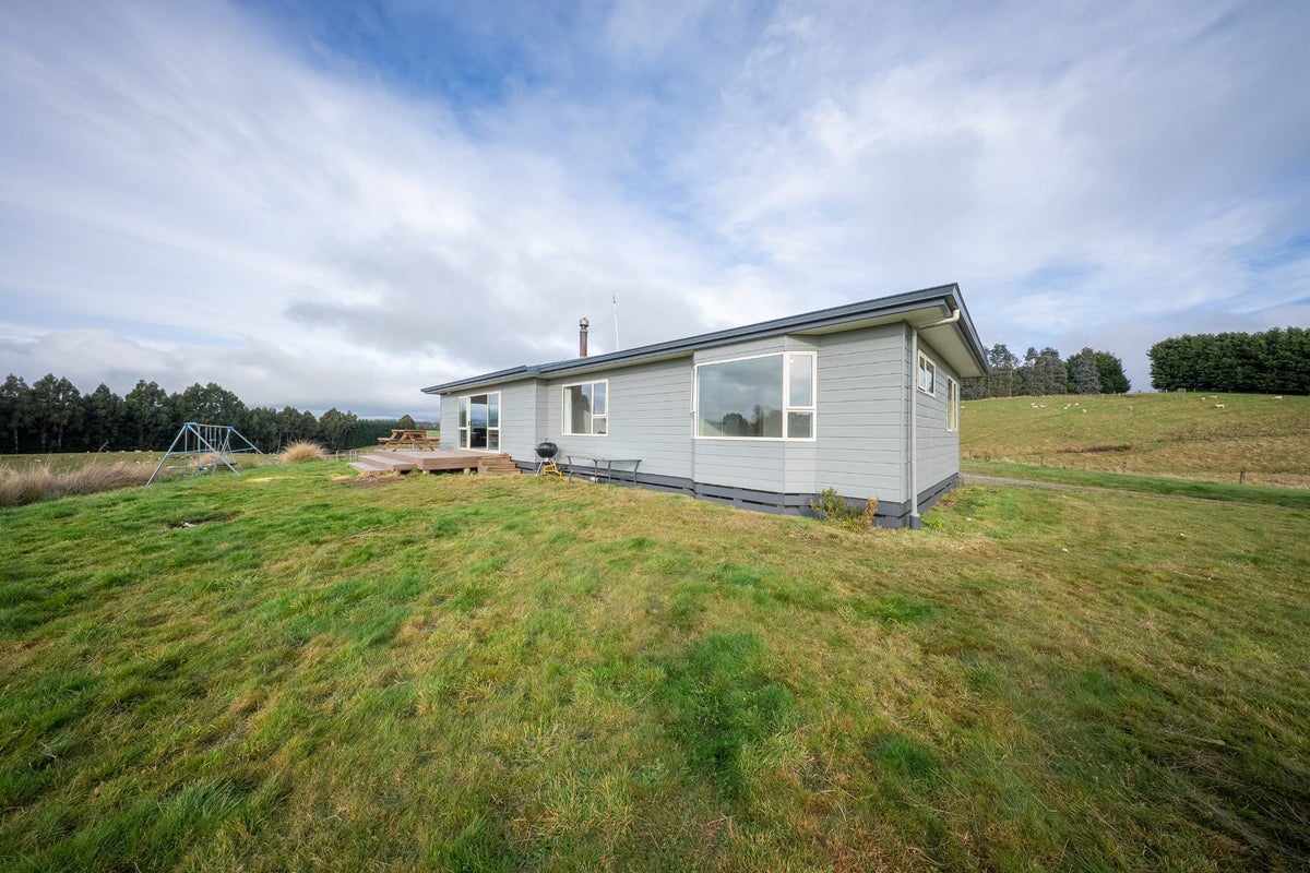 708 Wilderness Road, Hillside, Te Anau - Carousel 1