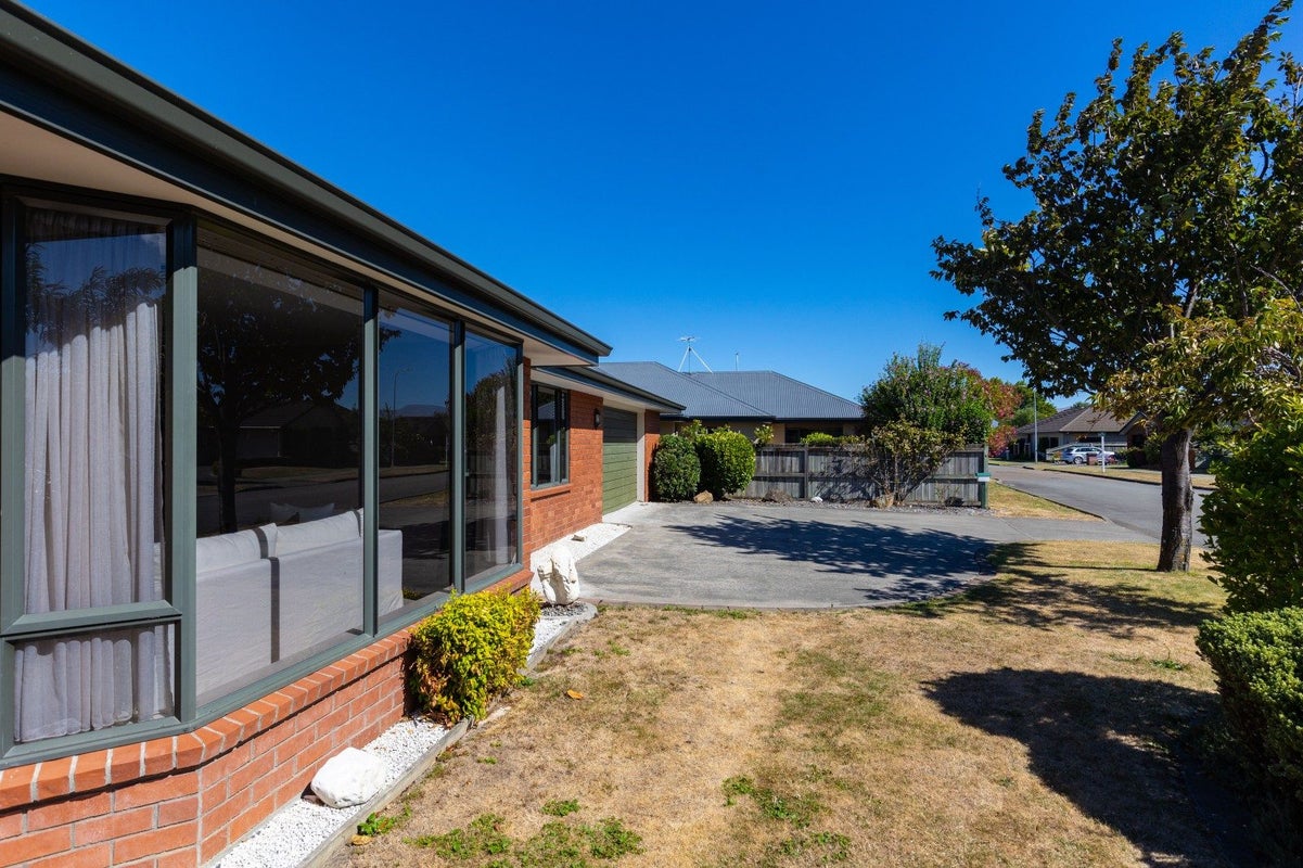 26 Magnolia Drive, Springlands, Blenheim - Carousel 34