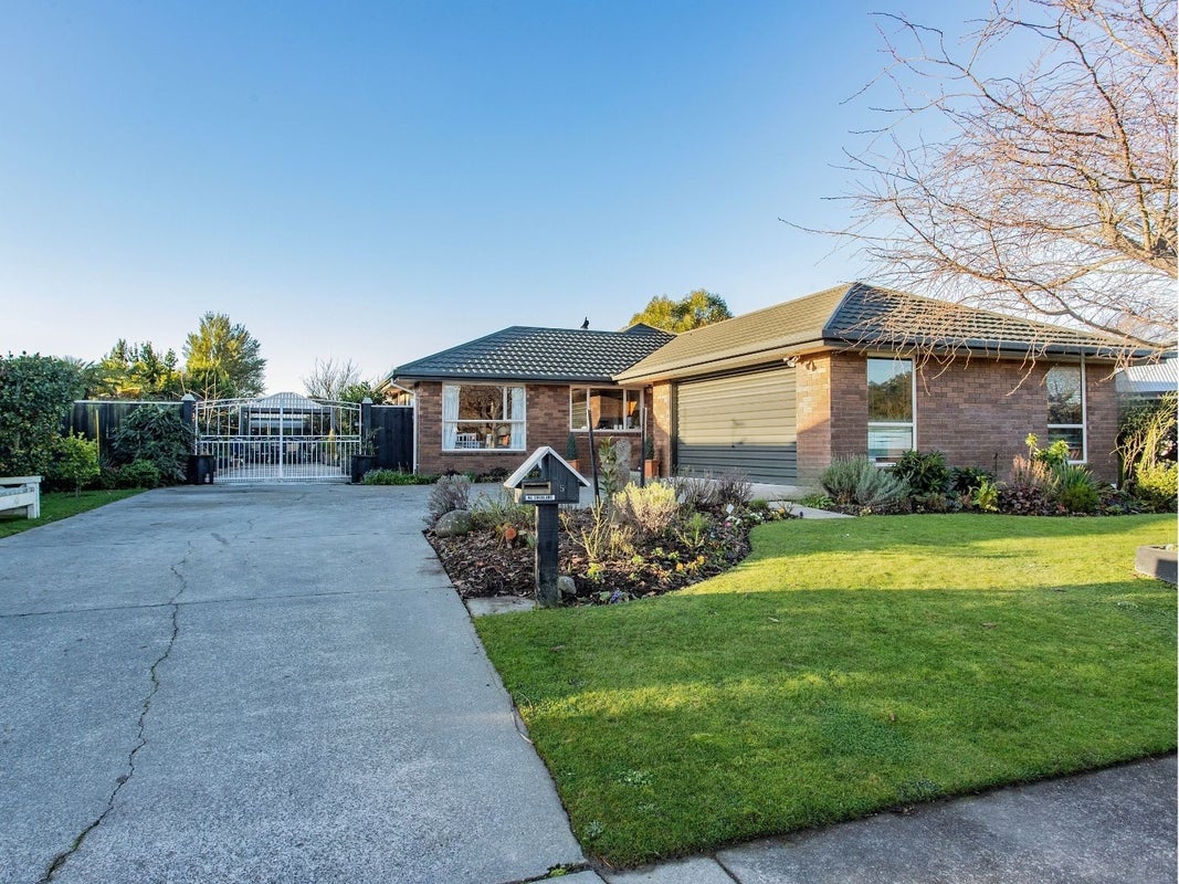 5 Manahi Place, Woodend, Woodend - Carousel 1