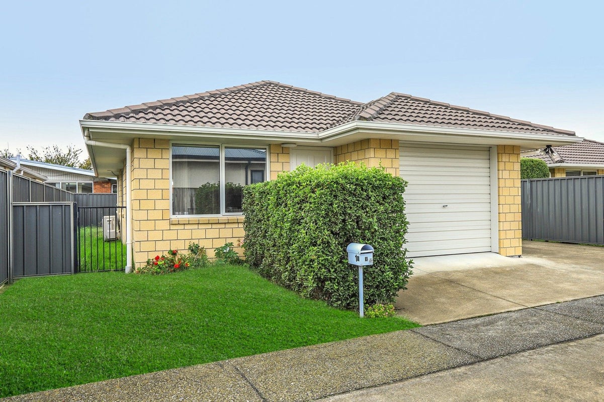 17B Meeanee Road, Taradale, Napier - Carousel 1