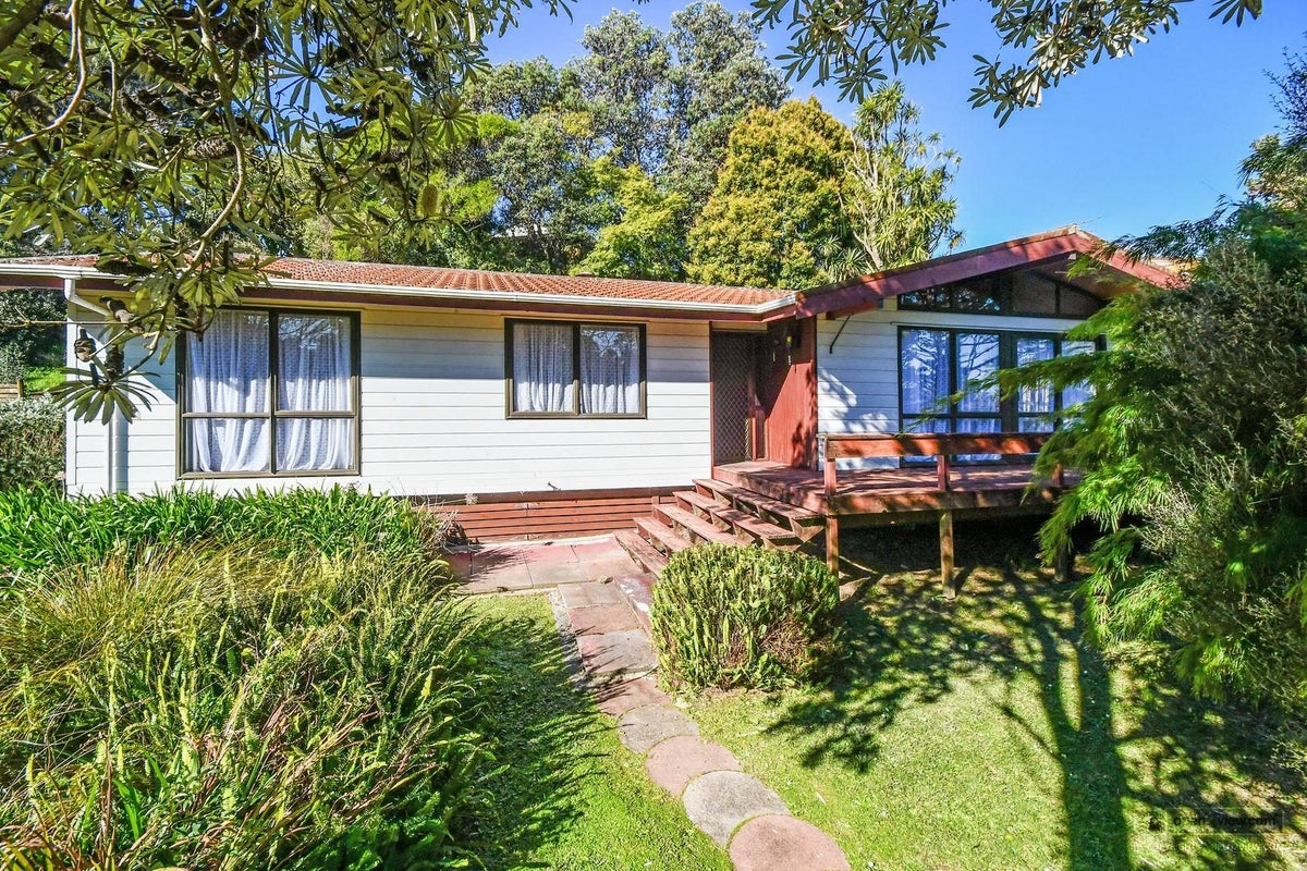 17 Kingsclere Place, Goodwood Heights, Auckland - Carousel 2