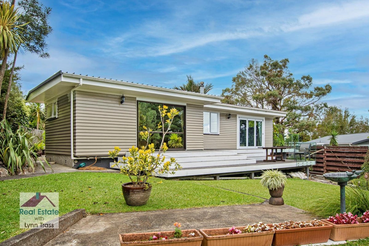 4 Bahama Place, Parahaki, Whangarei - Carousel 1