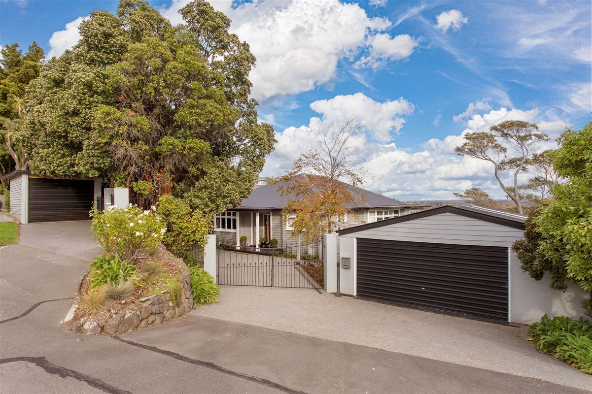 16 Huntsbury Avenue, Huntsbury, Christchurch - Carousel 23