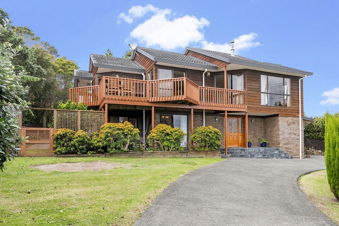 4 Shakespear Road, Army Bay, Whangaparaoa - Carousel 1