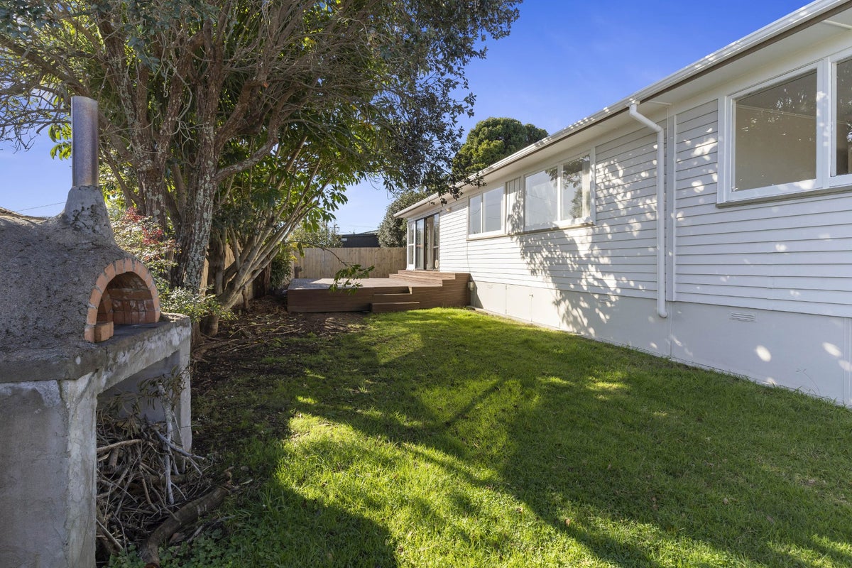 30A Tramway Road, Beach Haven, Auckland - Carousel 2