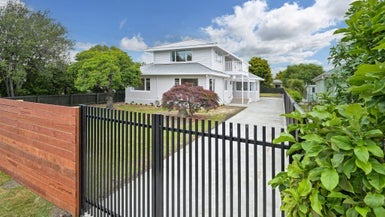 1008 Frederick Street West, Mahora, Hastings - Carousel 1
