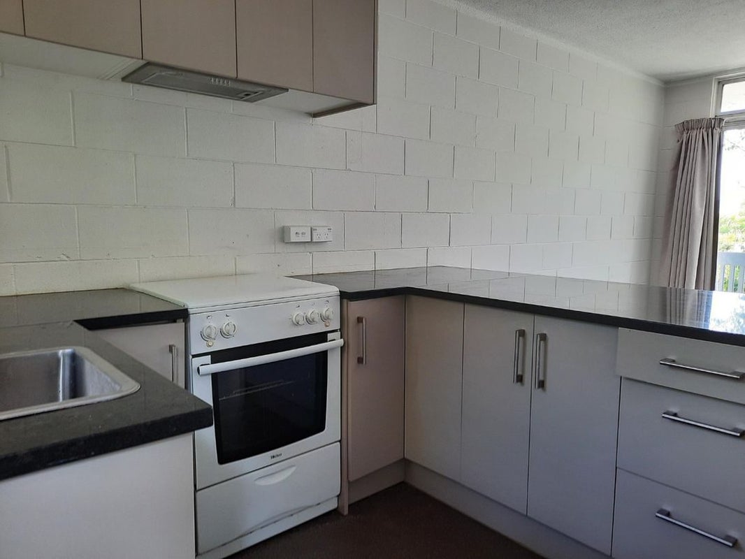 10/11 Balfour Road, Parnell, Auckland - Carousel 1