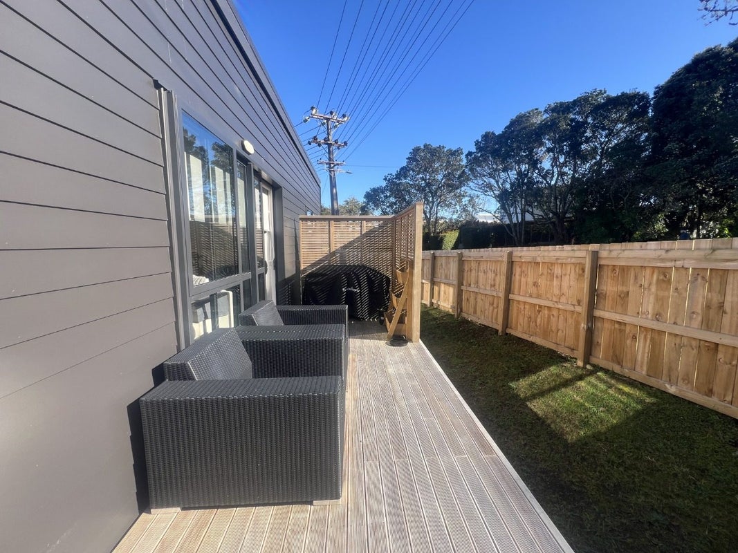 71 Vipond Road, Stanmore Bay, Whangaparaoa - Carousel 1