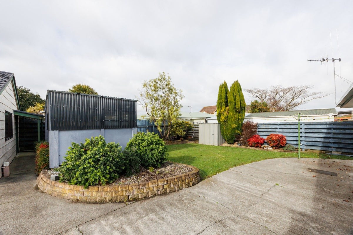 39 Pencarrow Street, Highbury, Palmerston North - Carousel 26