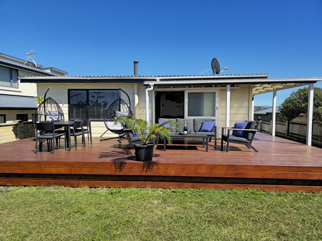 2/204 Te Awa Avenue, Awatoto, Napier - Carousel 1