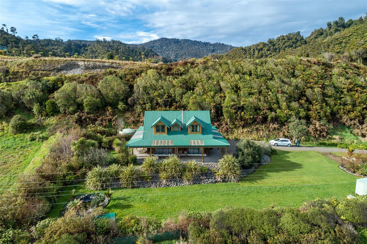 652 State Highway 67, MOKIHINUI, WESTPORT - Carousel 1