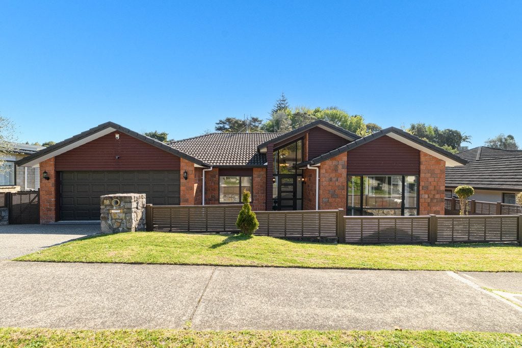 189 Castlewold Drive, Bethlehem, Tauranga - Carousel 2