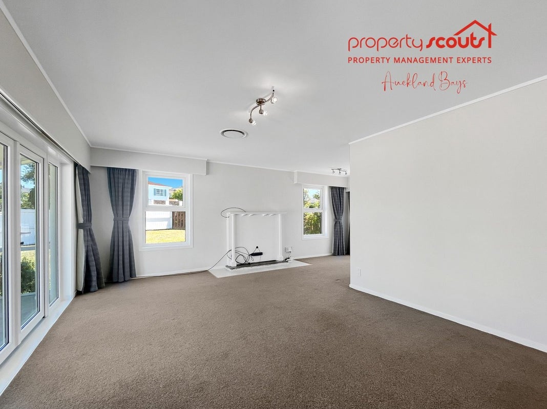 85 Eban Avenue, Hillcrest, Auckland - Carousel 2