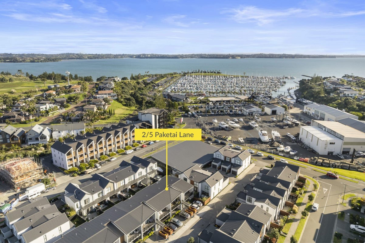 2/5 Paketai Lane, Beachlands, Auckland - Carousel 2