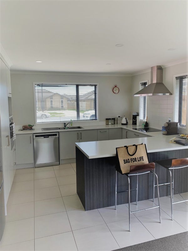 247 Dixon Road, Fitzroy, Hamilton - Carousel 2