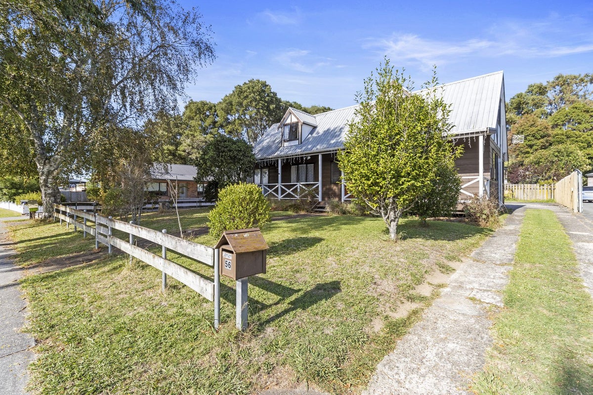 56 Waterford Road, Fitzroy, Hamilton - Carousel 1