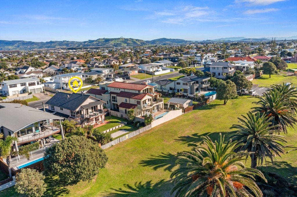 1173 Papamoa Beach Road, Papamoa Beach, Tauranga, Bay Of Plenty - Carousel 1