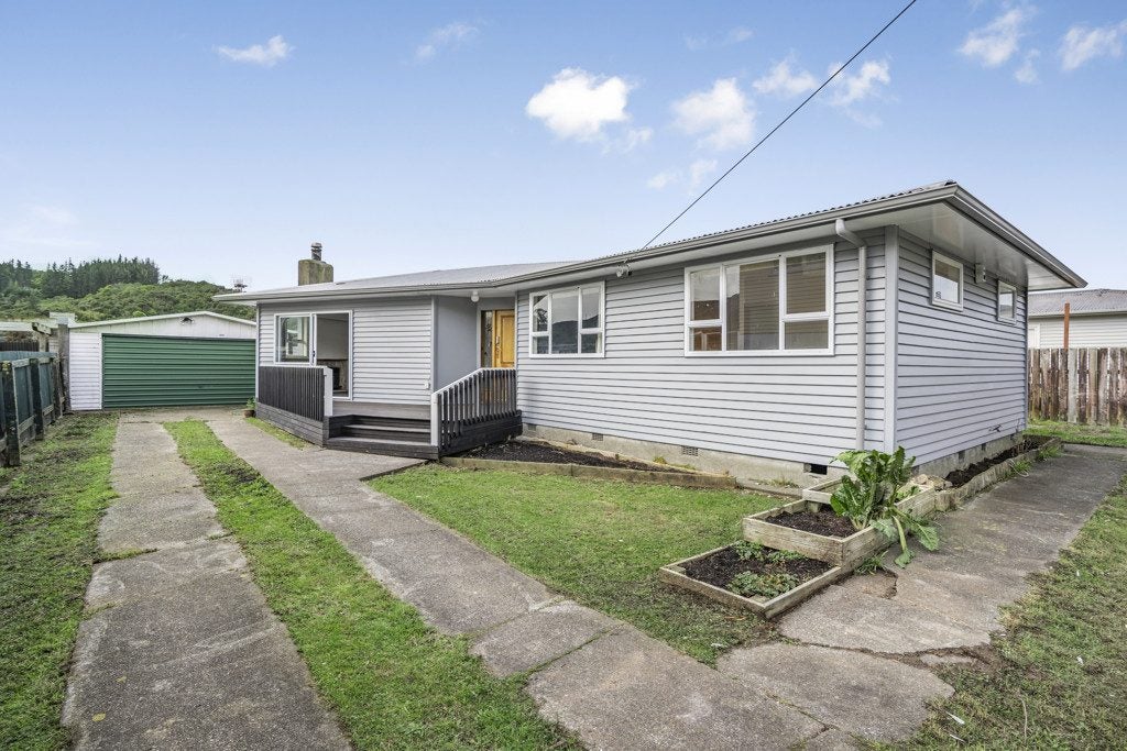 46 Konini Street, Wainuiomata, Lower Hutt - Carousel 1