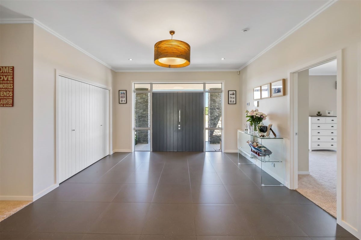 300 Weedons Ross Road, Christchurch - Carousel 2