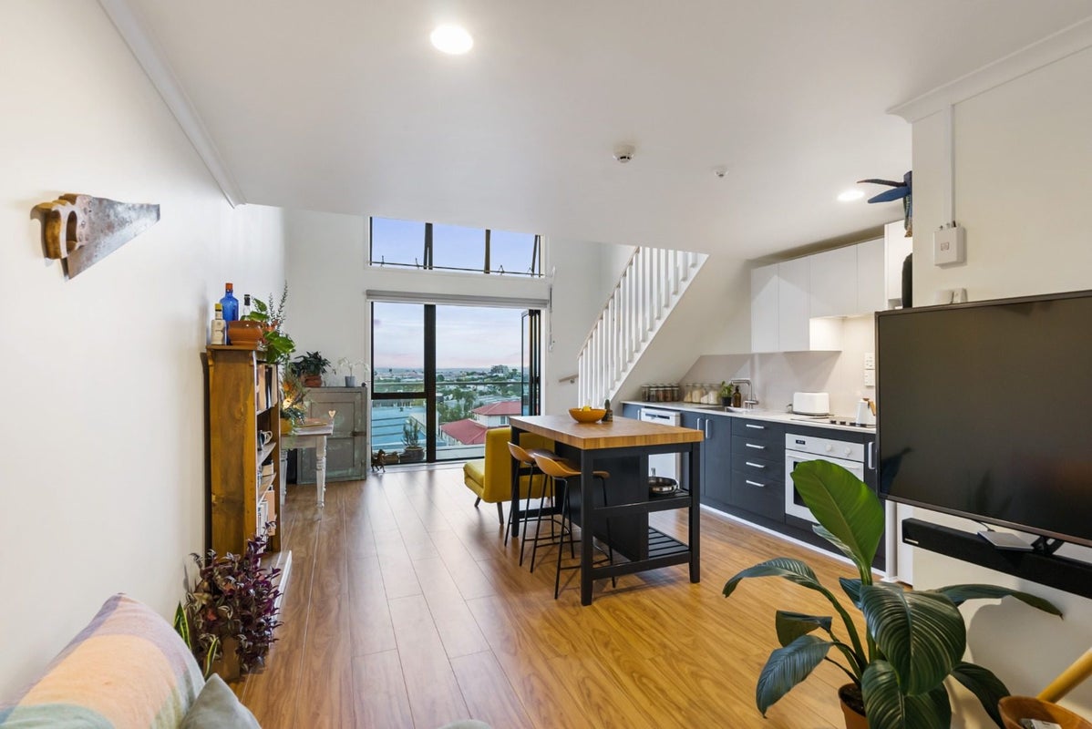 2H/12 Charles Street, Mount Eden, Auckland - Carousel 2