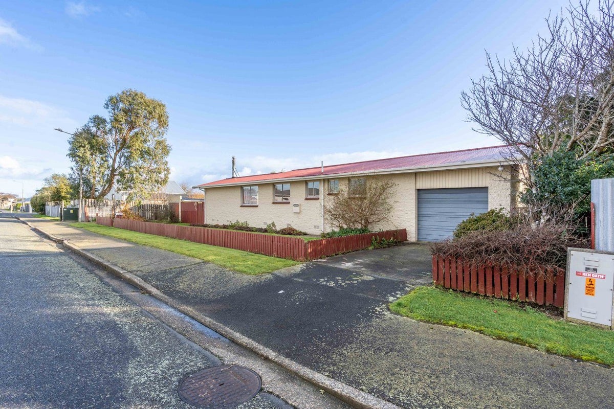 30 Hamilton Street, Strathern, Invercargill - Carousel 1