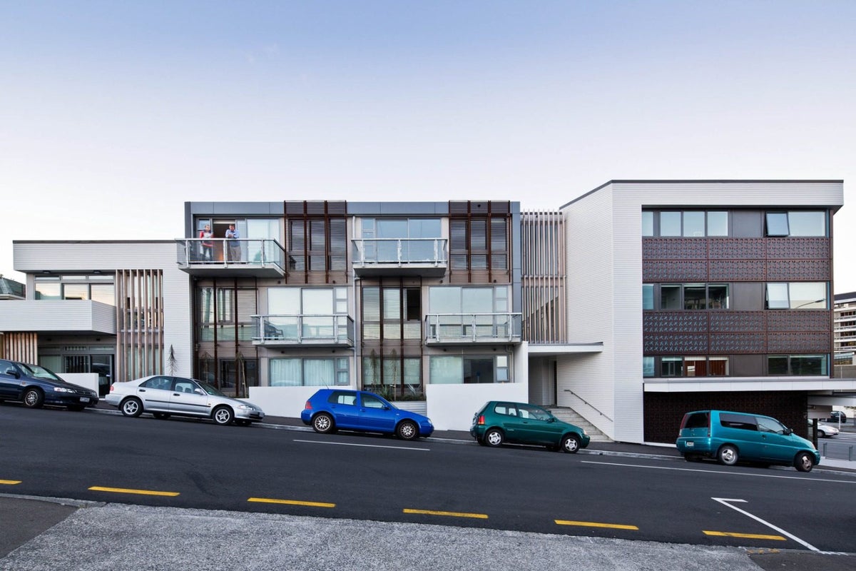 102/80 Riddiford Street, Newtown, Wellington - Carousel 1