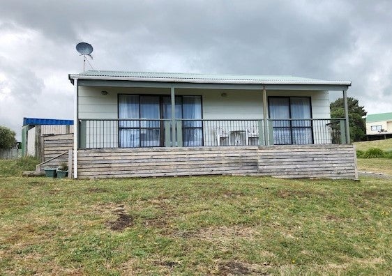 16 Takitimu Street, Waitarere Beach, Levin - Carousel 1