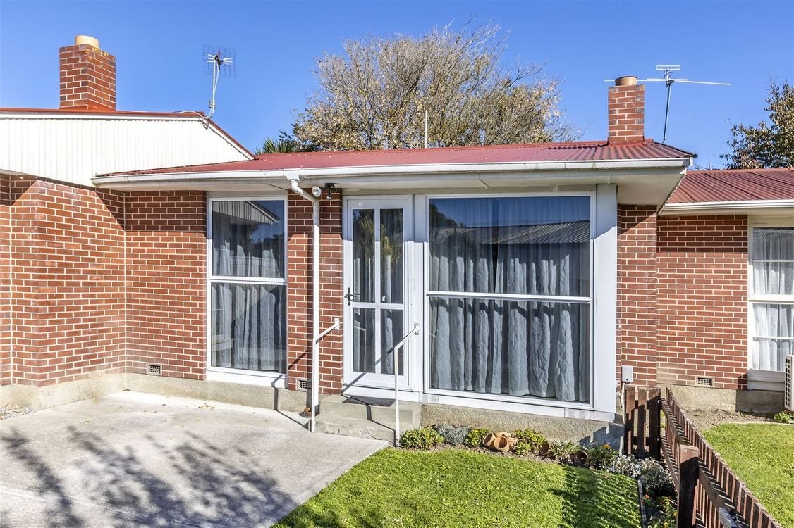 4/583 Barbadoes Street, Edgeware, Christchurch - Carousel 1
