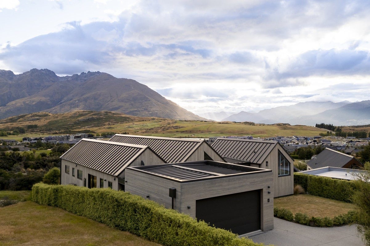 4 McKellar Drive, Jacks Point, Queenstown - Carousel 2