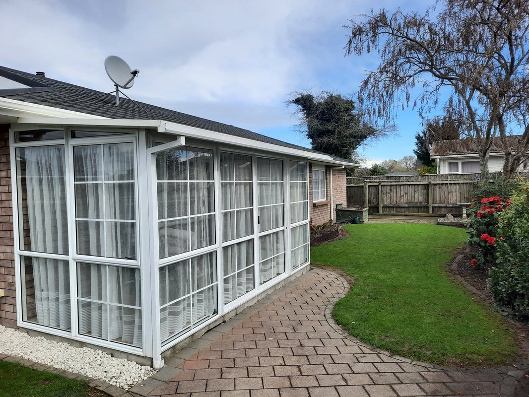 2 Kingston Street, Awapuni, Palmerston North - Carousel 2