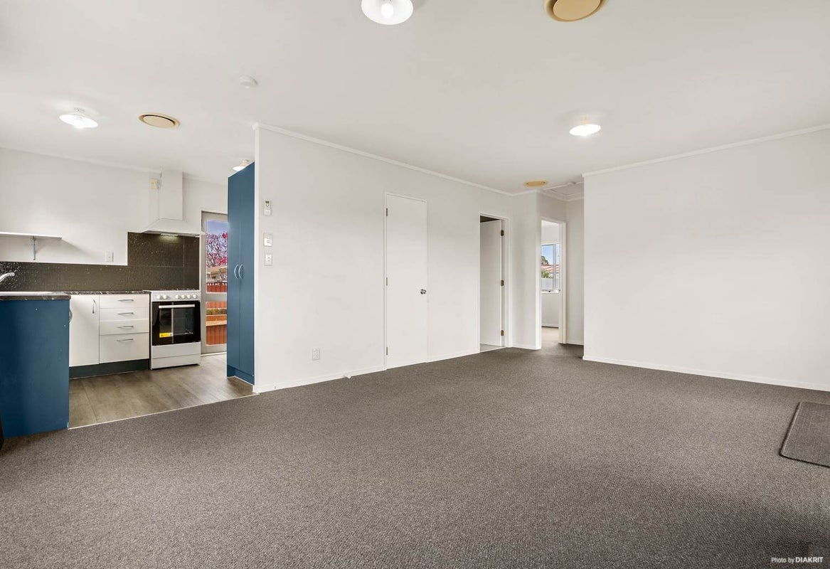 96 Puhinui Road, Papatoetoe, Auckland - Carousel 1