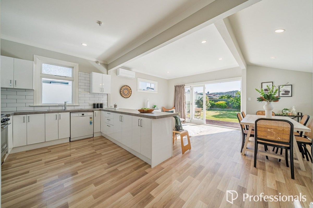 17 Lincoln Avenue, Epuni, Lower Hutt - Carousel 2