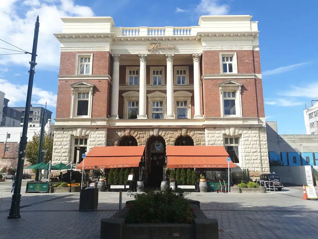 23/28 Cathedral Square, Christchurch Central, Christchurch - Carousel 1