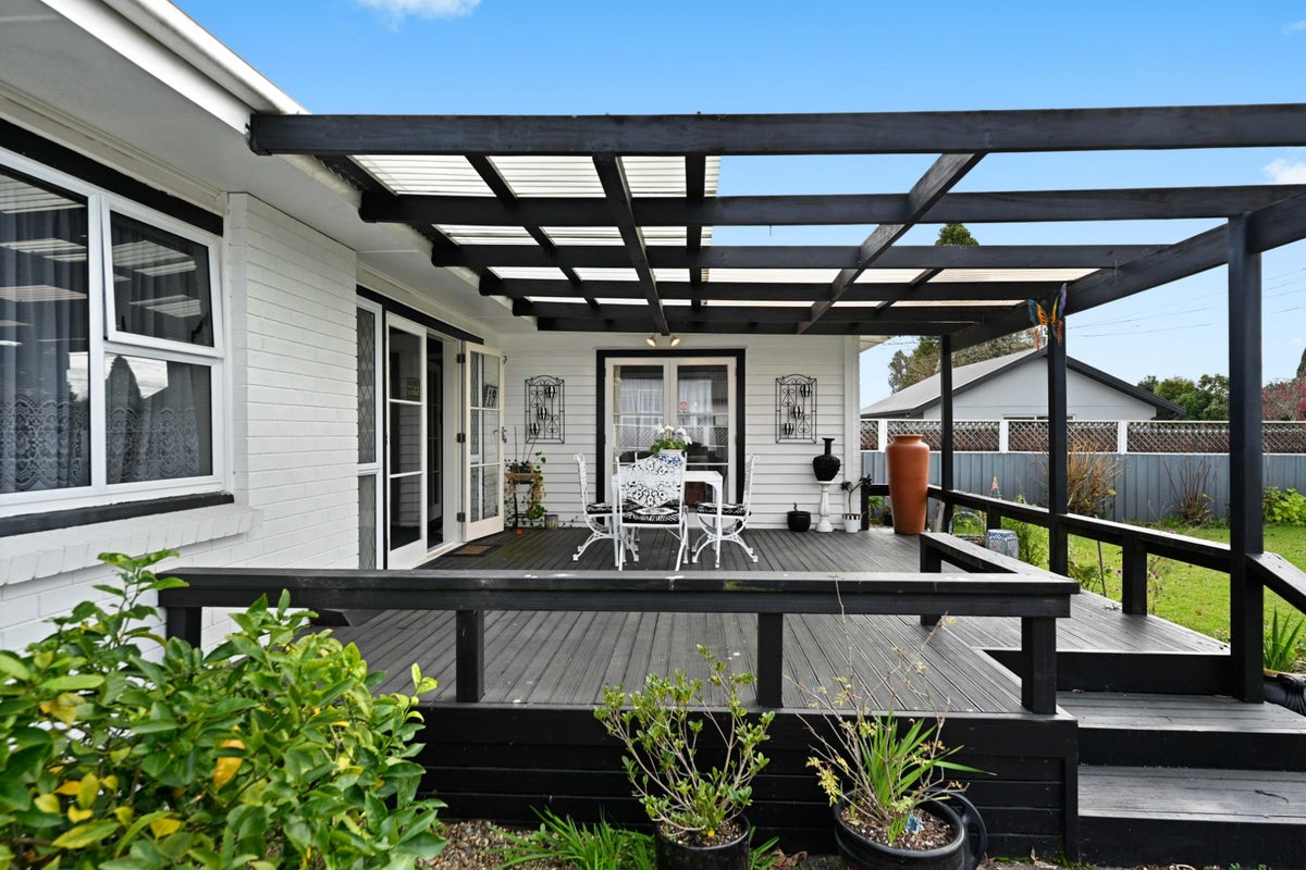 19 Sandwich Road, St Andrews, Hamilton - Carousel 2