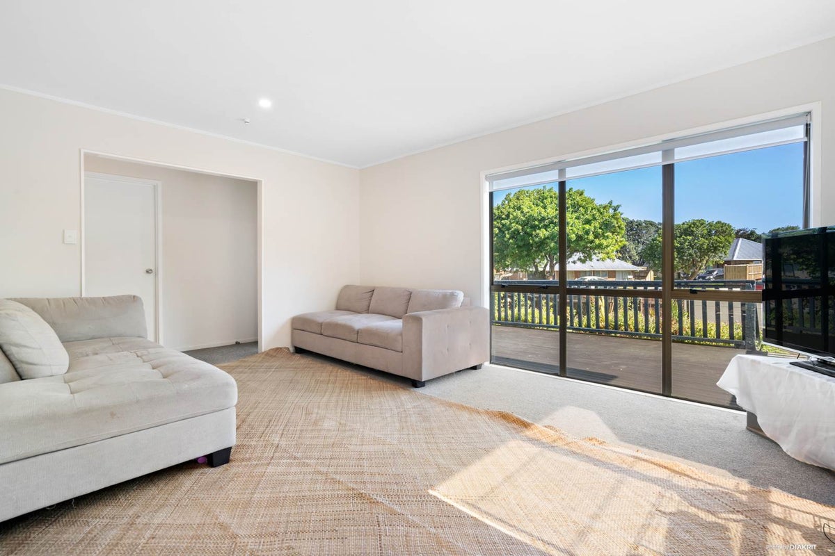 3 McGreal Place, Weymouth, Auckland - Carousel 2