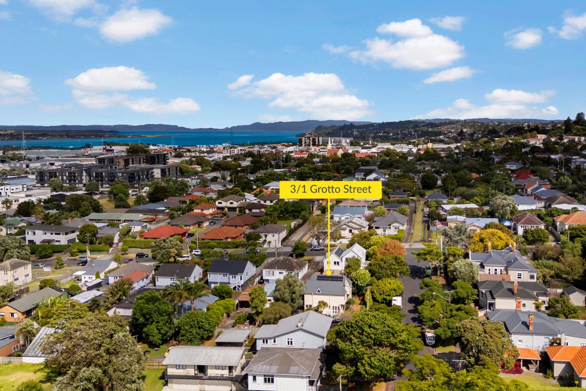 3/1 Grotto Street, Te Papapa, Auckland - Carousel 25