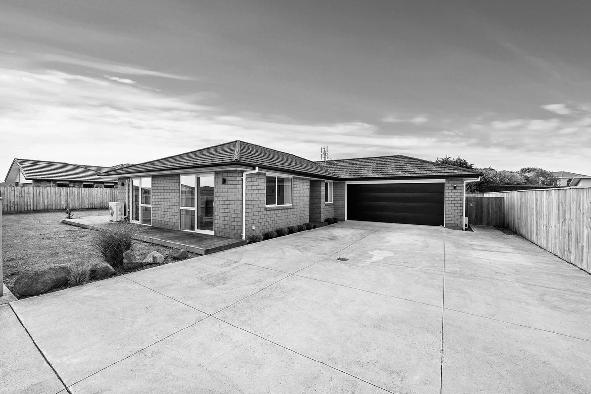 1 Reremoana Close, Hawera - Carousel 1