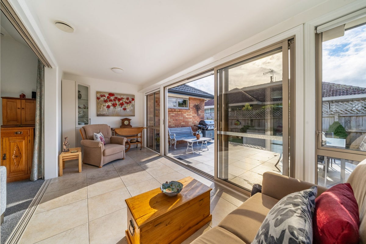 1151A Fergusson Drive, Clouston Park, Upper Hutt - Carousel 2
