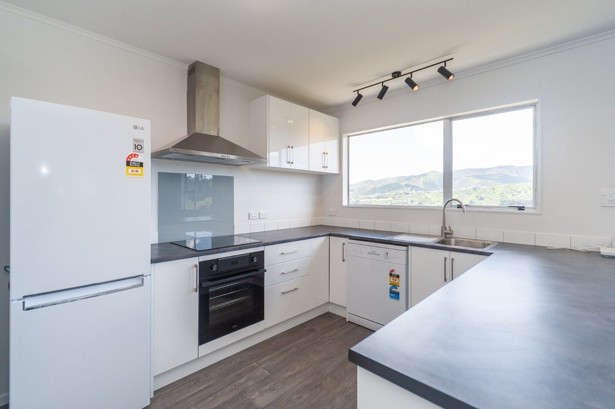 80 Melrose Road, Southgate, Wellington - Carousel 1