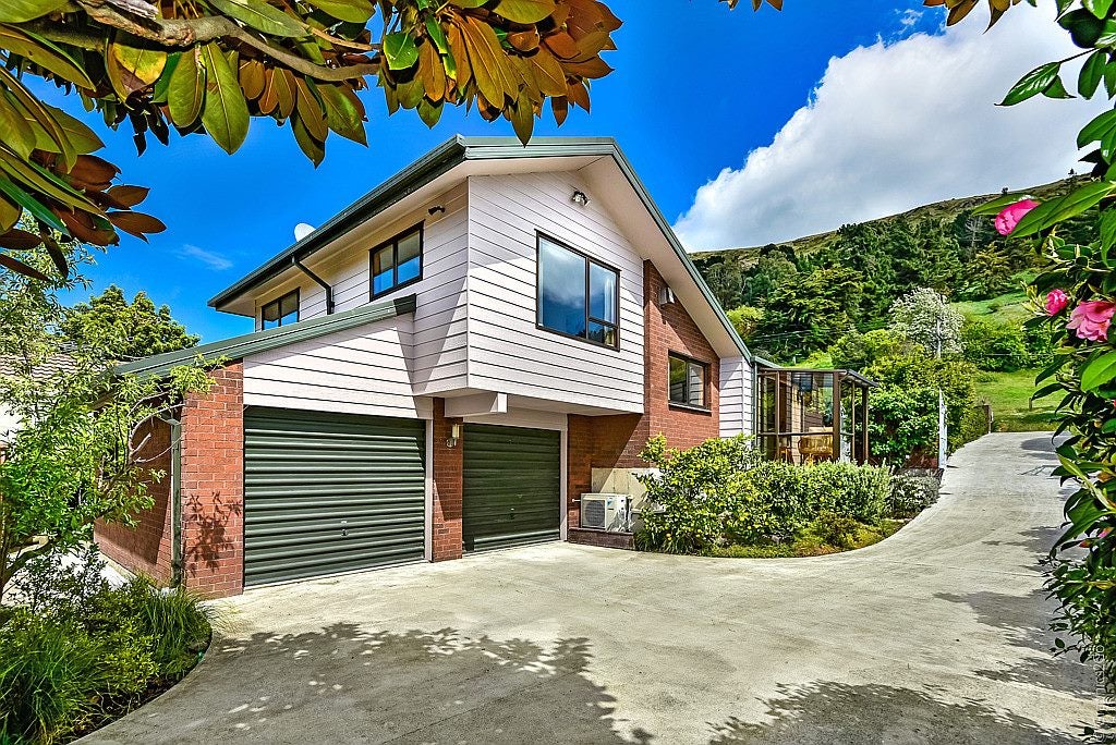 5 Avoca Valley Road, Heathcote Valley, Christchurch - Carousel 1
