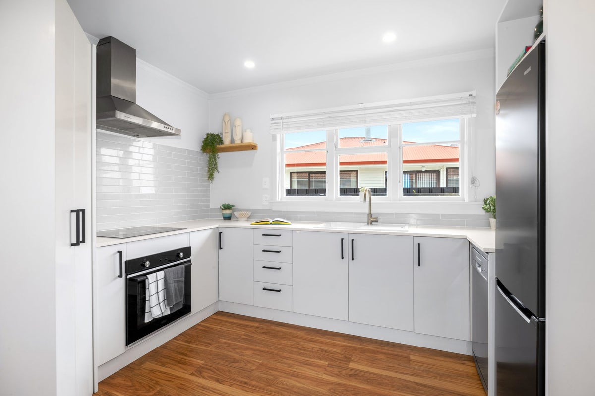 1/47 Nottingham Avenue, Halswell, Christchurch - Carousel 1
