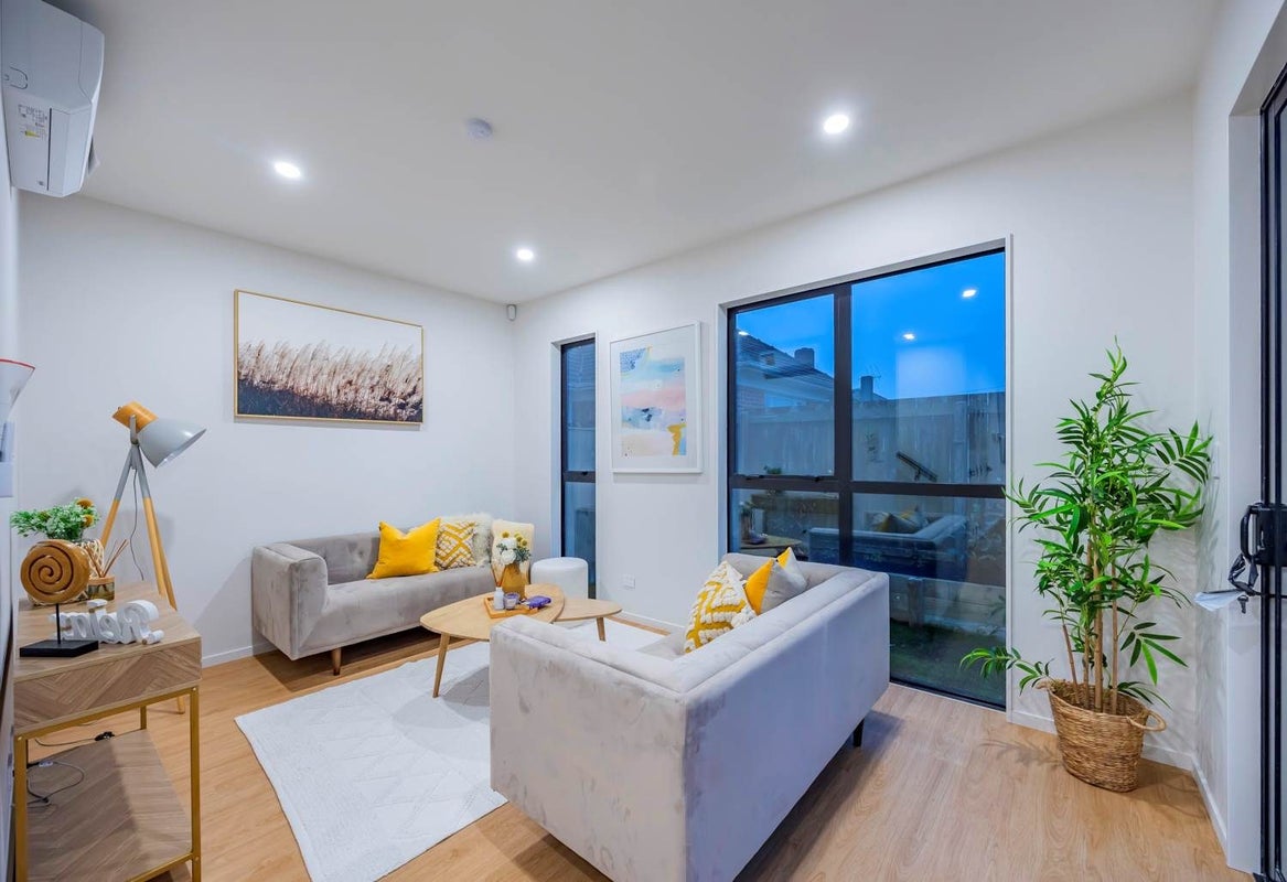 4E Frances Street, Manurewa, Auckland - Carousel 2