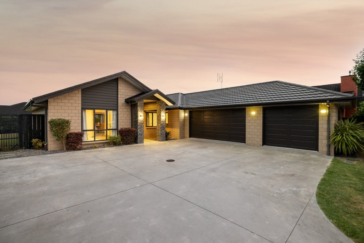 8 The Link, Flagstaff, Hamilton - Carousel 1