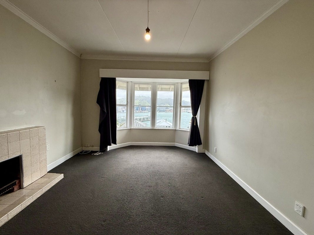 66 Hawker Street, Mount Victoria, Wellington - Carousel 2