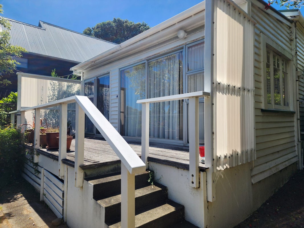 87 Muritai Road, Eastbourne, Lower Hutt - Carousel 2