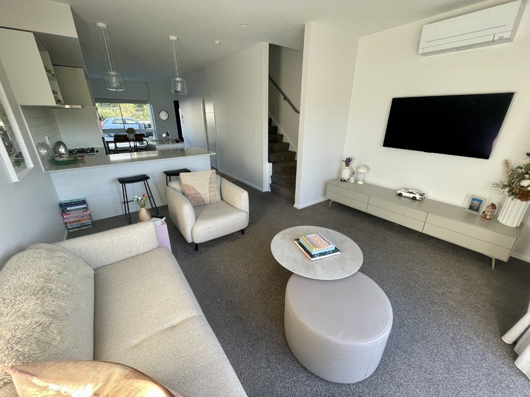 36 Koreke Close, Kenepuru, Porirua - Carousel 2