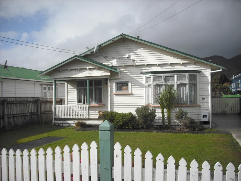 150 Randwick Road, Moera, Lower Hutt - Carousel 2